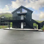 Sentral Leilighetshytte 16a Stranda (More og Romsdal)